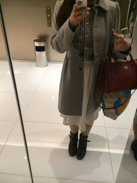 「H&M（エイチ・アンド・エム）のアイテム（ピーコート）」を使った、Carrie Yipさん（レディース・165cm）の冬コーディネート