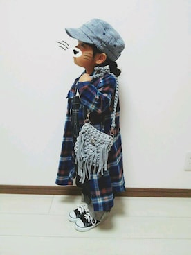 「ワークキャップ」｜「アイテム（サロペット/オーバーオール）」を使った、ひきこさん（キッズ・90cm）の冬コーディネート