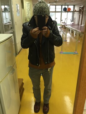 「A.P.C.（アーペーセー）のアイテム（スラックス）」を使った、Kazさん（メンズ・158cm）の春コーディネート