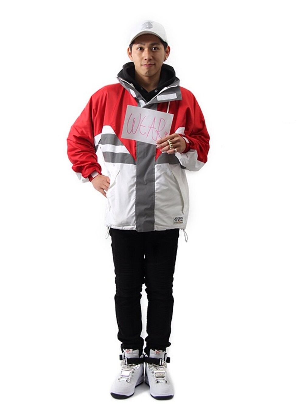 「PHENOMENON、JOYRICH、stampd'LA、killa、king、CREPEMAN、リフレクター、スポーツミックス、2014年、ラストWEAR、マウンテンパーカー」｜「JOYRICHのアイテム（ナイロンジャケット、レッド系）」を使った、HIROSHIさん（メンズ・167cm）の冬コーディネートの1枚目の写真