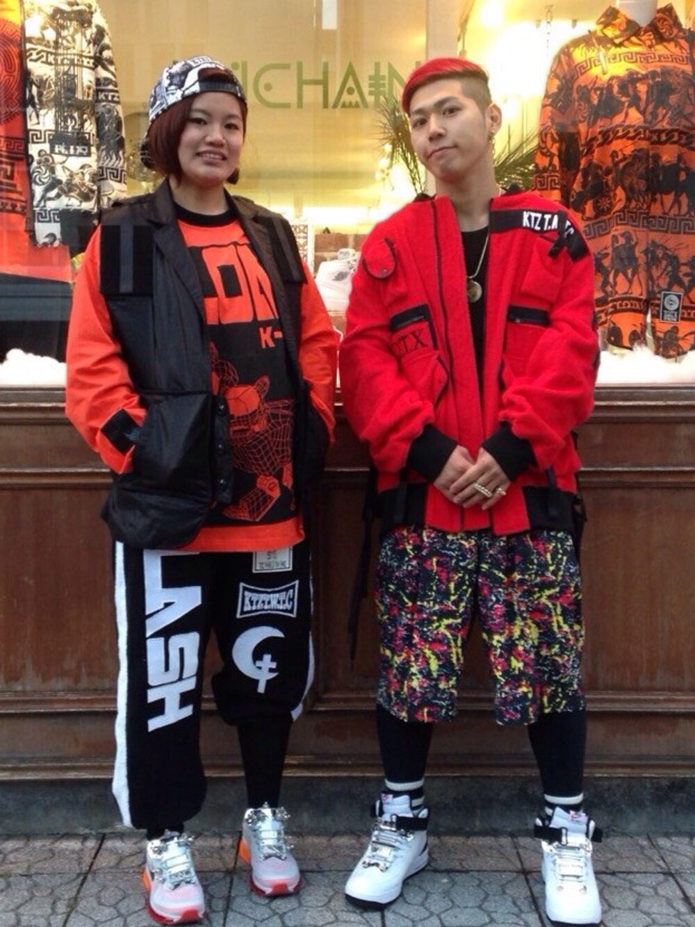 「ktz」｜「KTZのアイテム（その他アウター、レッド系）」を使った、HIROSHIさん（メンズ・167cm）の冬コーディネートの1枚目の写真