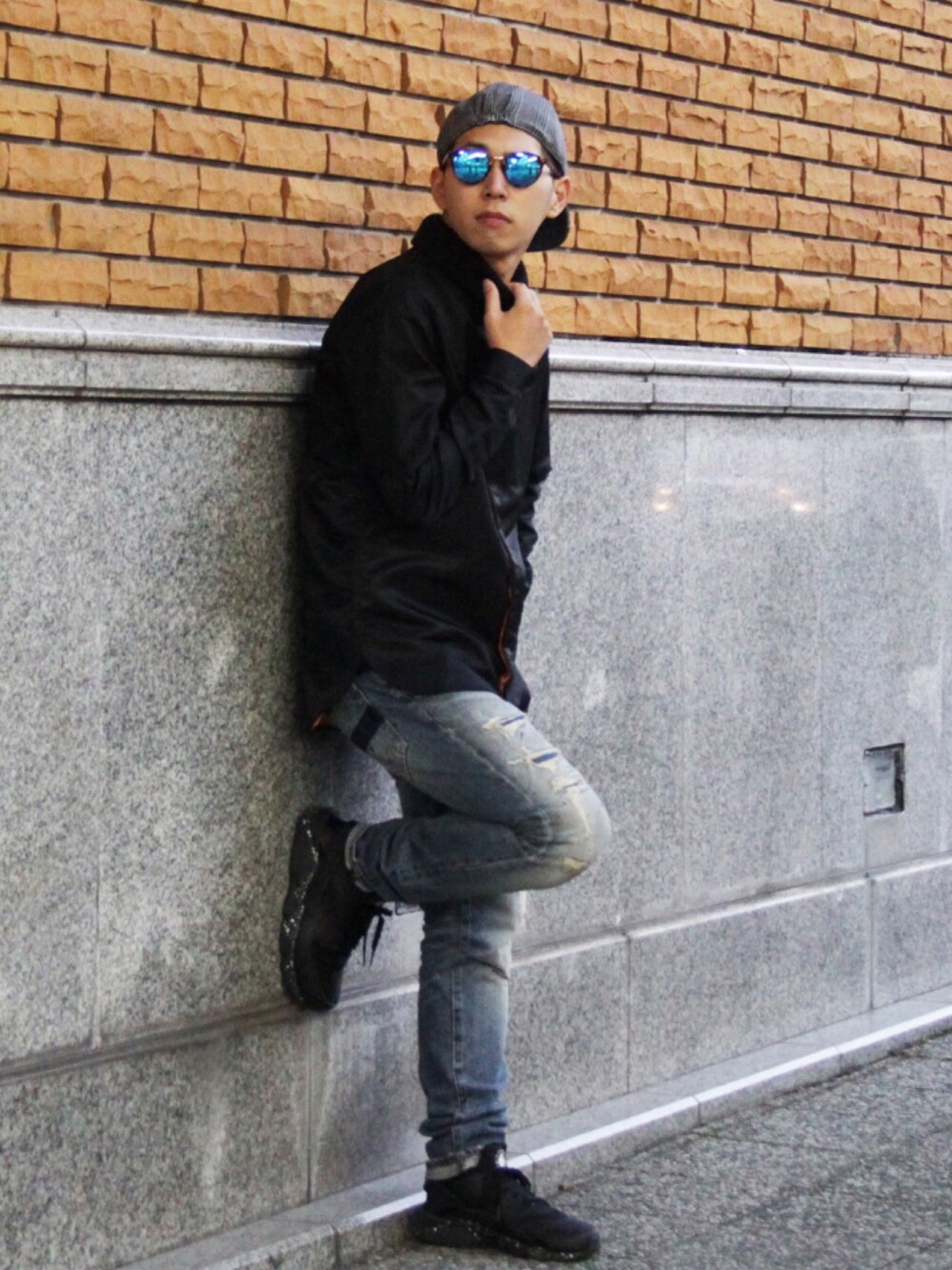 「ttt-msw、A.D.S.R.、PHENOMENON、nike huarache、NIKE、秋のコーデ」｜「TTT_MSWのアイテム（その他トップス、ブラック系）」を使った、HIROSHIさん（メンズ・167cm）の秋コーディネートの1枚目の写真