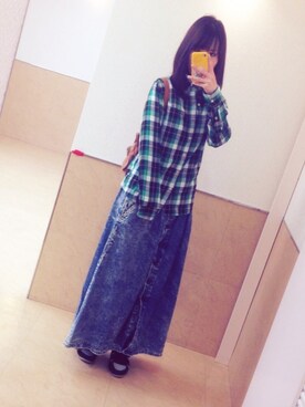 「ロングスカート（デニムスカート、ブルー系）」を使った、SAKIさん（レディース・158cm）の春コーディネート