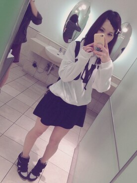 「アイテム（その他シューズ、ブラック系）」を使った、SAKIさん（レディース・158cm）の春コーディネート