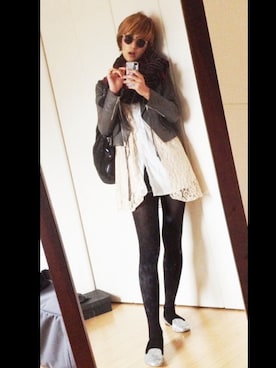 「アイテム（その他シューズ、グレー系）」を使った、Ogawa Asumiさん（レディース・173cm）の冬コーディネート