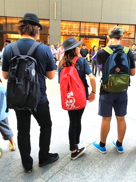 「flake（フレーク）のアイテム」を使った、KOTTANさん（キッズ・151cm）の秋コーディネート