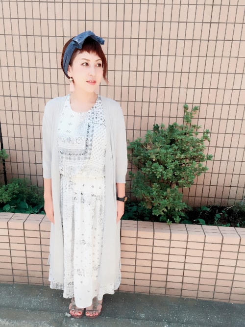 伊藤 絵里子 Ingniのカーディガンを使ったコーディネート Wear