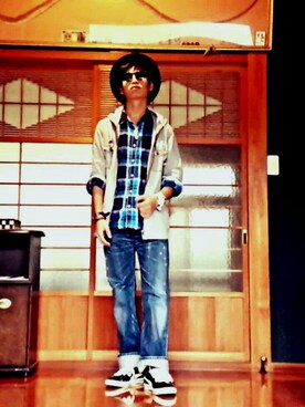 「Born Free（ボーンフリー）のアイテム（帽子）」を使った、MI-YAさん（メンズ・170cm）の冬コーディネート