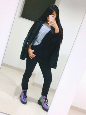 「シルバー」｜「アイテム（ライダースジャケット）」を使った、MIOさん（レディース・157cm）の秋コーディネート
