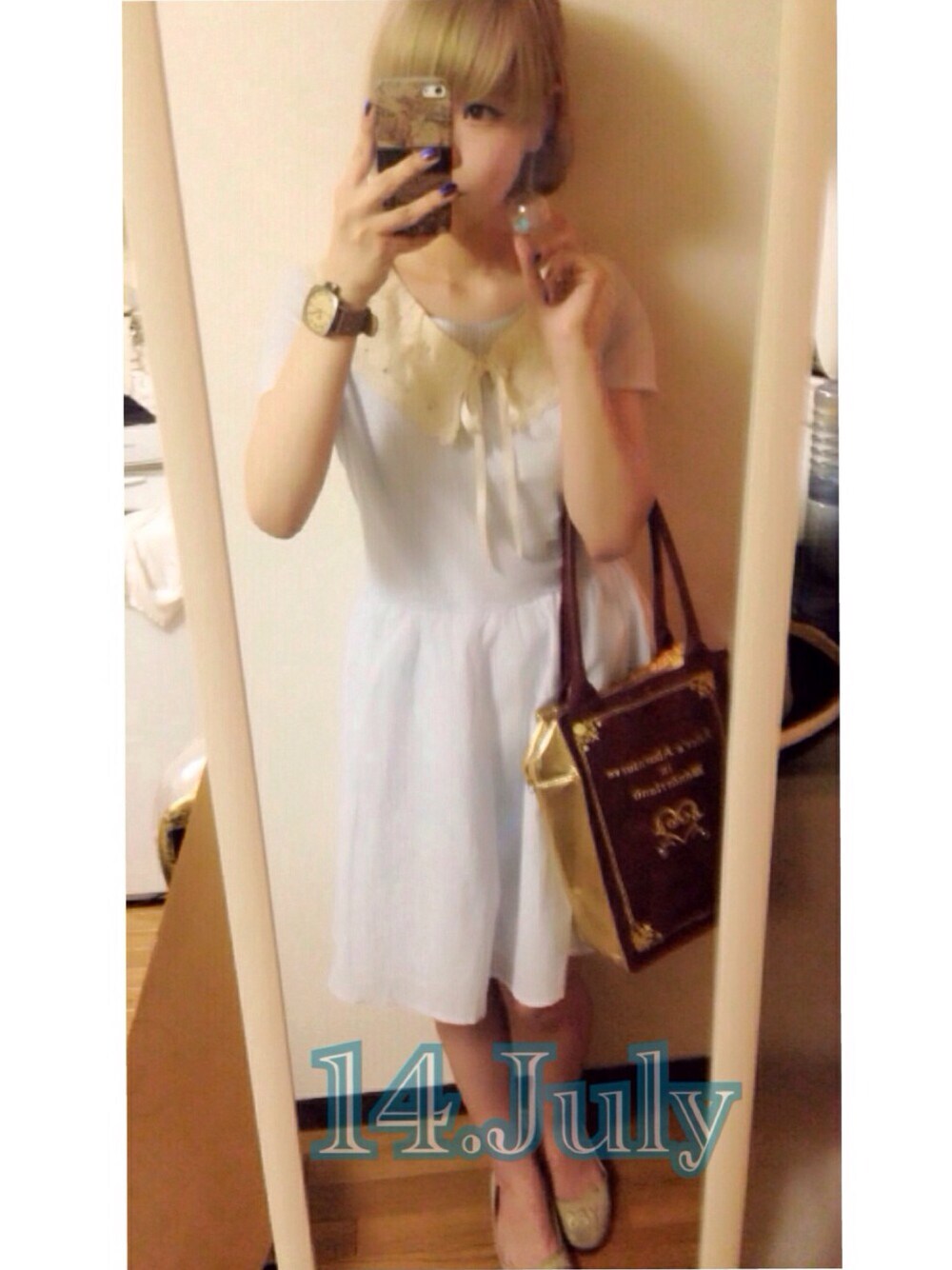 「じゃらじゃらうるさいピアス、Vivienne Westwood、earth music&ecology、SWIMMER、handmade、used、へとへと、貧血、フラフラ」｜「Vivienne WestwoodのヴィヴィアンiPhoneケース（スマホケース/カバー、ブラウン系）」を使った、サクラさん（レディース・156cm）の夏コーディネートの1枚目の写真