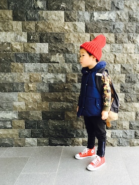 「アイテム（ダウンベスト）」を使った、はちさん（キッズ・110cm）の秋コーディネート