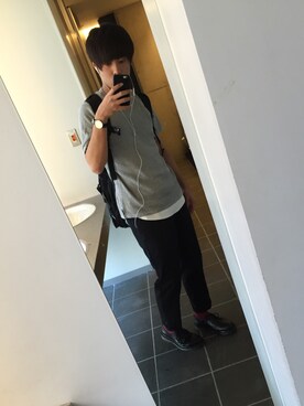 「HARE（ハレ）のアイテム（Tシャツ/カットソー、グレー系）」を使った、yasuさん（メンズ・173cm）の秋コーディネート