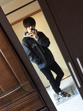 「Mark Gonzales（マーク・ゴンザレス）のアイテム（ジャケット/アウター、ブラック系）」を使った、yasuさん（メンズ・173cm）の冬コーディネート