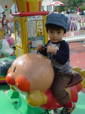 「babygap」｜「アイテム（キャスケット）」を使った、CHIKOさん（キッズ・90cm）の冬コーディネート