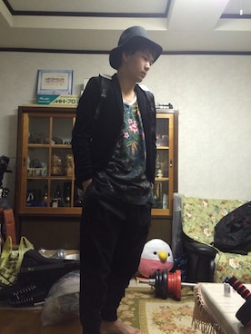 「Yohji Yamamoto（ヨウジヤマモト）のアイテム（カーゴパンツ）」を使った、よっぴくんさん（メンズ・182cm）の春コーディネート