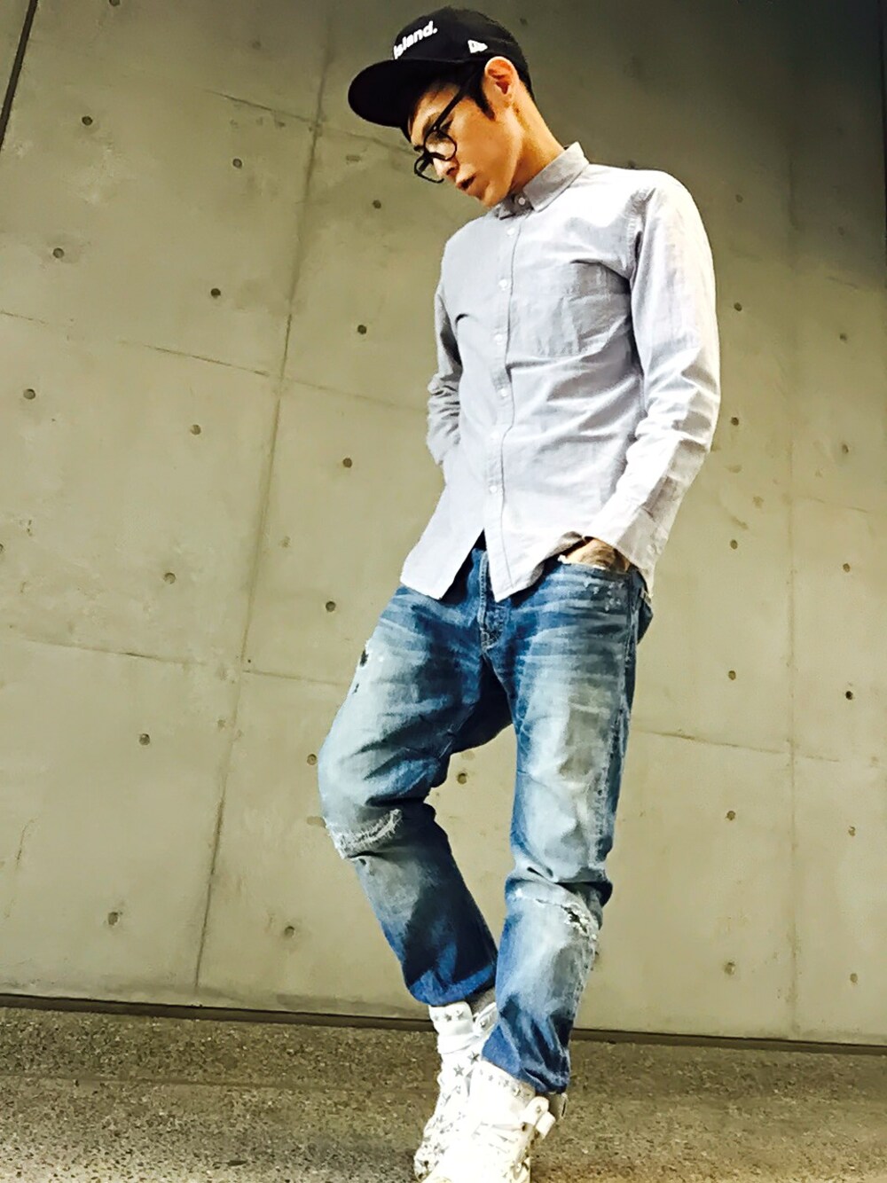 「デニム、NIKE、キャップ、めがね、UNIQLO、NEW ERA、ハイカットスニーカー、シャツ×デニム、シャツスタイル、今日のｵﾔﾂ♪(o-∀-o)ゥﾌ　」｜「MOUSSYのmoussy　ﾒｶﾞﾈ♪（メガネ、ブラック系）」を使った、TETUさん（メンズ・174cm）の夏コーディネートの1枚目の写真