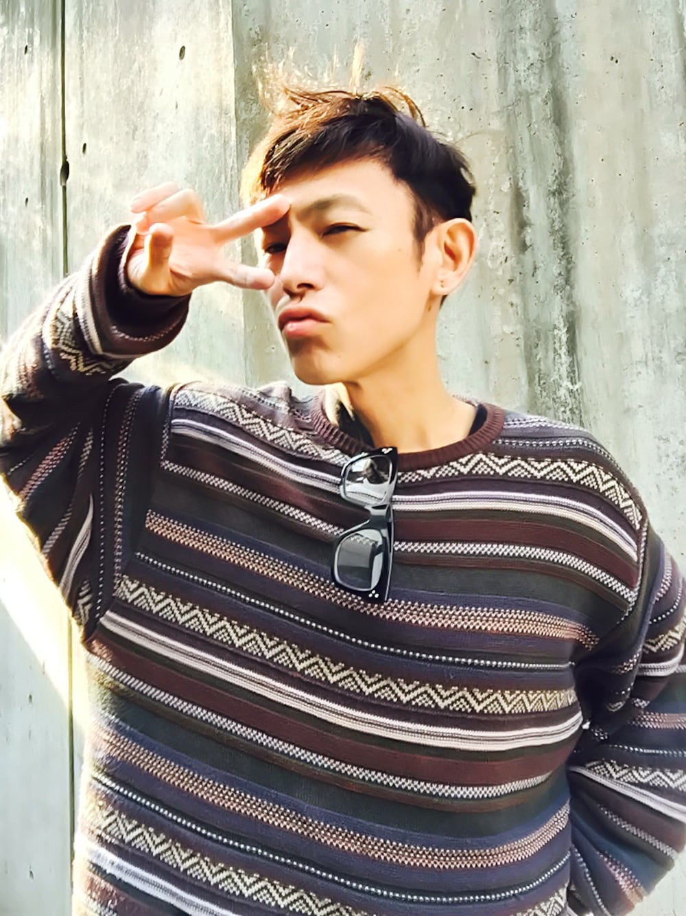 「ラブ＆ピース2015」｜「ﾗﾌﾞ♪（その他、ブラウン系）」を使った、TETUさん（メンズ・174cm）の秋コーディネートの1枚目の写真