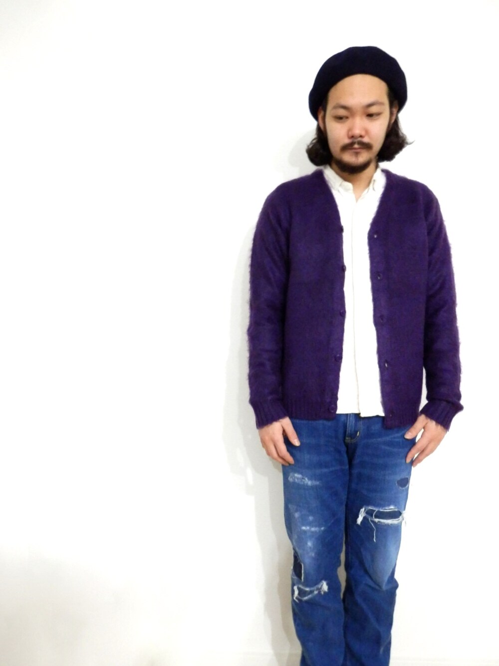 「カーディガン、モヘアニット、TOWN CRAFT」｜「TOWNCRAFTの【TOWN CRAFT】Mohair color cardigan Purple（カーディガン/ボレロ、パープル系）」を使った、goさん（メンズ・173cm）の冬コーディネートの1枚目の写真