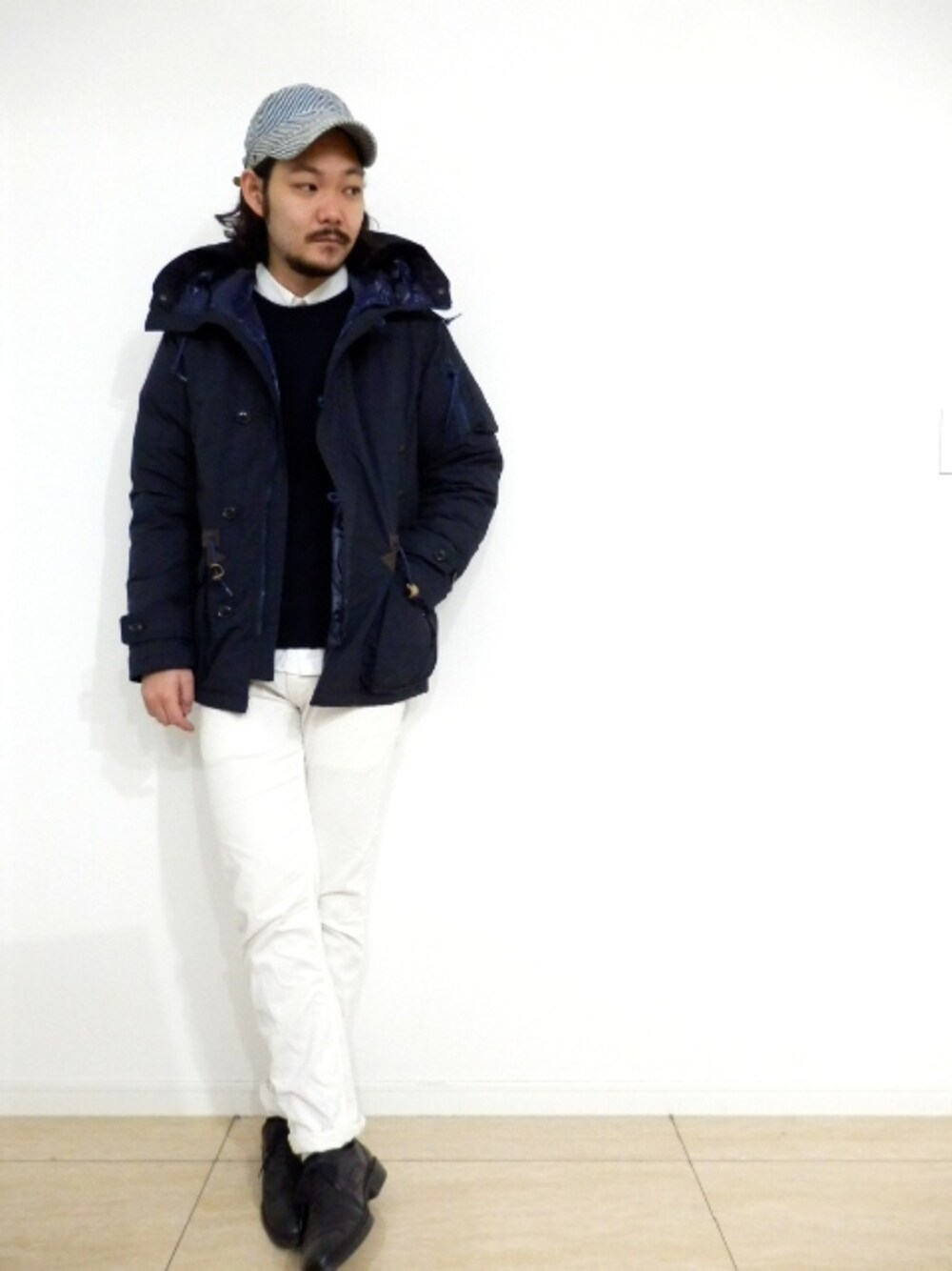 「レイヤードスタイル、N-3B、マリンスタイル」｜「【sontaku】JC Rennie Shetland Sweater（ニット/セーター、ブルー系）」を使った、goさん（メンズ・173cm）の冬コーディネートの1枚目の写真