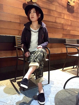 「ビジュー」｜「アイテム（ブルゾン）」を使った、Hitomiさん（レディース・161cm）の春コーディネート