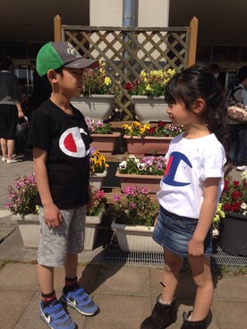 「abcd（ナシ）のアイテム（Tシャツ/カットソー、ホワイト系）」を使った、ゆちのさん（キッズ・120cm）の春コーディネート