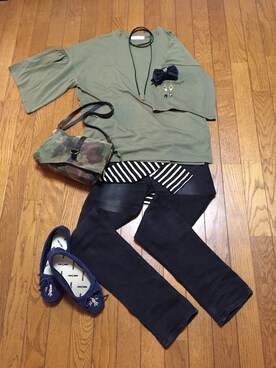 「アイテム（ヘアアクセサリー、ブルー系）」を使った、なってぃさん（レディース・163cm）の秋コーディネート