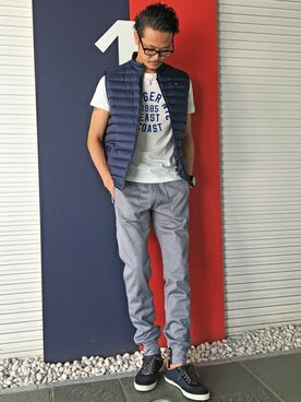 「TOMMY HILFIGER（トミーヒルフィガー）のアイテム（Tシャツ/カットソー）」を使った、YOUさん（メンズ・183cm）の秋コーディネート