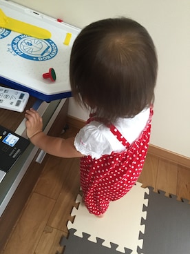 「MIKI HOUSE（ミキハウス）のアイテム（ロンパース、レッド系）」を使った、yuiiさん（キッズ）の夏コーディネート