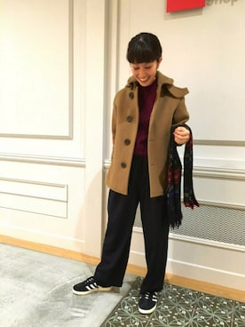 「Johnstons of Elgin（ジョンストンズオブエルガン）のアイテム」を使った、BSHOPみなとみらいスタッフさん（レディース・155cm）の秋コーディネート