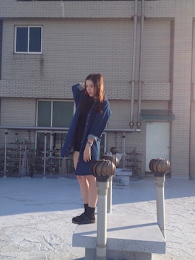 「OUTER SPACE（アウタースペース）のアイテム」を使った、吳綾さん（レディース・168cm）の秋コーディネート