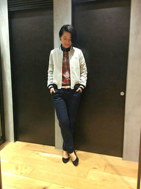 「FRED PERRY（フレッドペリー）のアイテム（ジャケット/アウター）」を使った、NAOさん（レディース・162cm）の春コーディネート