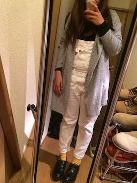「URBAN RESEARCH（アーバンリサーチ）のアイテム（サロペット/オーバーオール、ホワイト系）」を使った、はとぽっぽさん（レディース・158cm）の冬コーディネート