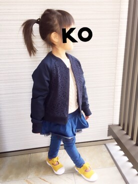 「ポニーテール」｜「アイテム（ブルゾン）」を使った、こっちんさん（キッズ・100cm）の春コーディネート