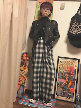 「JOHN LAWRENCE SULLIVAN（ジョンローレンスサリバン）のアイテム（ライダースジャケット）」を使った、ちゃんおとさん（レディース・170cm）の冬コーディネート