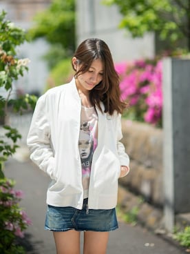 「glamb（グラム）のアイテム（ジャケット/アウター）」を使った、土屋まやさん（レディース・161cm）の春コーディネート