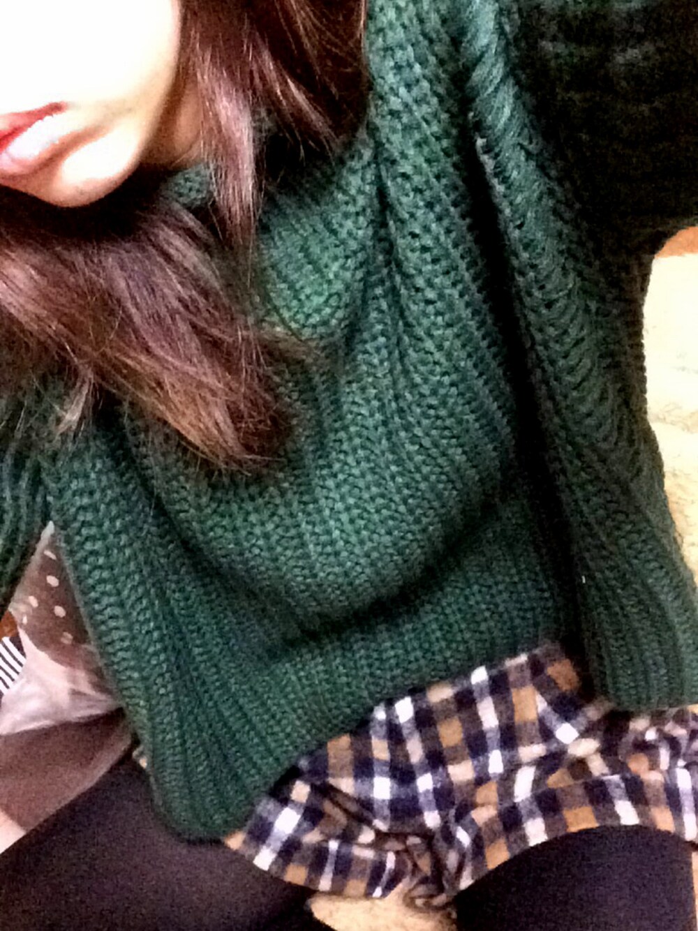 「シンプル、休日スタイル、緑」｜「LOWRYS FARMのアイテム（その他パンツ、ブラウン系）」を使った、あどこさん（レディース・160cm）の冬コーディネートの1枚目の写真