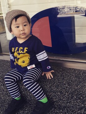 「Champion（チャンピオン）のアイテム（Tシャツ/カットソー、ブルー系）」を使った、ソランティさん（レディース）の夏コーディネート