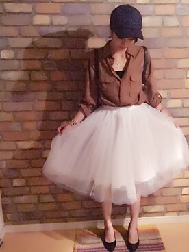 「AZUL（アズール）のアイテム（キャップ）」を使った、riyucoさん（レディース・164cm）の秋コーディネート