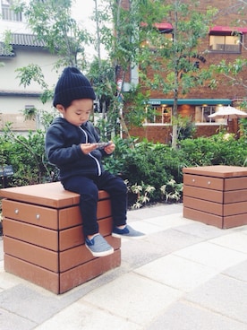 「babyGAP（babyGAP）のアイテム（シューズ）」を使った、aymさん（キッズ・80cm）の秋コーディネート
