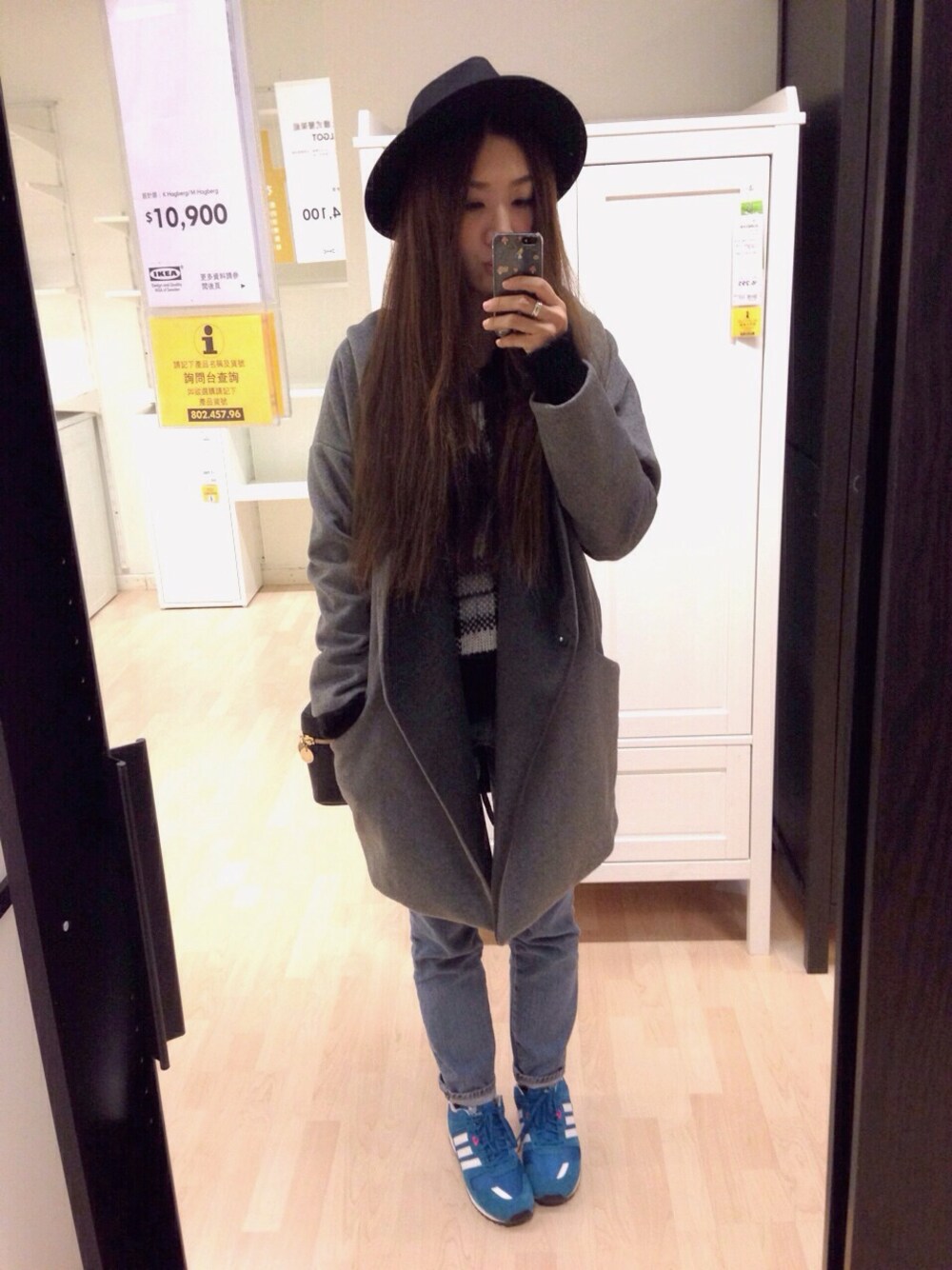 「Lily Brown、adidas、JEANASiS、snidel、Heather、hat、jouetie、IKEA、tiffany&co、jeans」｜「adidasのadidas  ZX 700（スニーカー、グリーン系）」を使った、Zooeyさん（レディース・164cm）の冬コーディネートの1枚目の写真