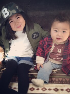 「abcd（ナシ）のアイテム（スウェット）」を使った、YamYさん（キッズ・90cm）の冬コーディネート