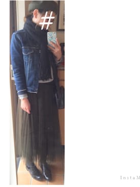 「CELINE（セリーヌ）のアイテム（ショルダーバッグ、ブラック系）」を使った、YamYさん（レディース・157cm）の冬コーディネート