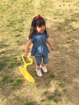 「Birthday（バースデイ）のアイテム（シャツ/ブラウス、ブルー系）」を使った、YamYさん（レディース・157cm）の春コーディネート
