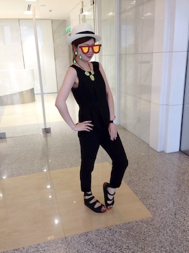 「BIRKENSTOCK（ビルケンシュトック）のアイテム（つなぎ/オールインワン）」を使った、Ellen Changさん（レディース・161cm）の夏コーディネート
