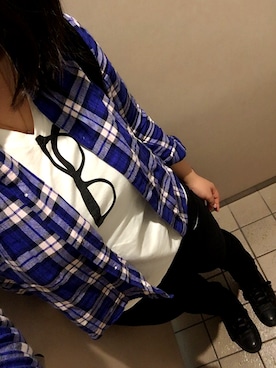「FREDY&GLOSTER（フレディアンドグロスター）のアイテム（Tシャツ/カットソー）」を使った、りーさんさん（レディース・156cm）の夏コーディネート