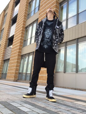「GIVENCHY」｜「アイテム（ブルゾン）」を使った、いのうえ とうまさん（メンズ・180cm）の秋コーディネート