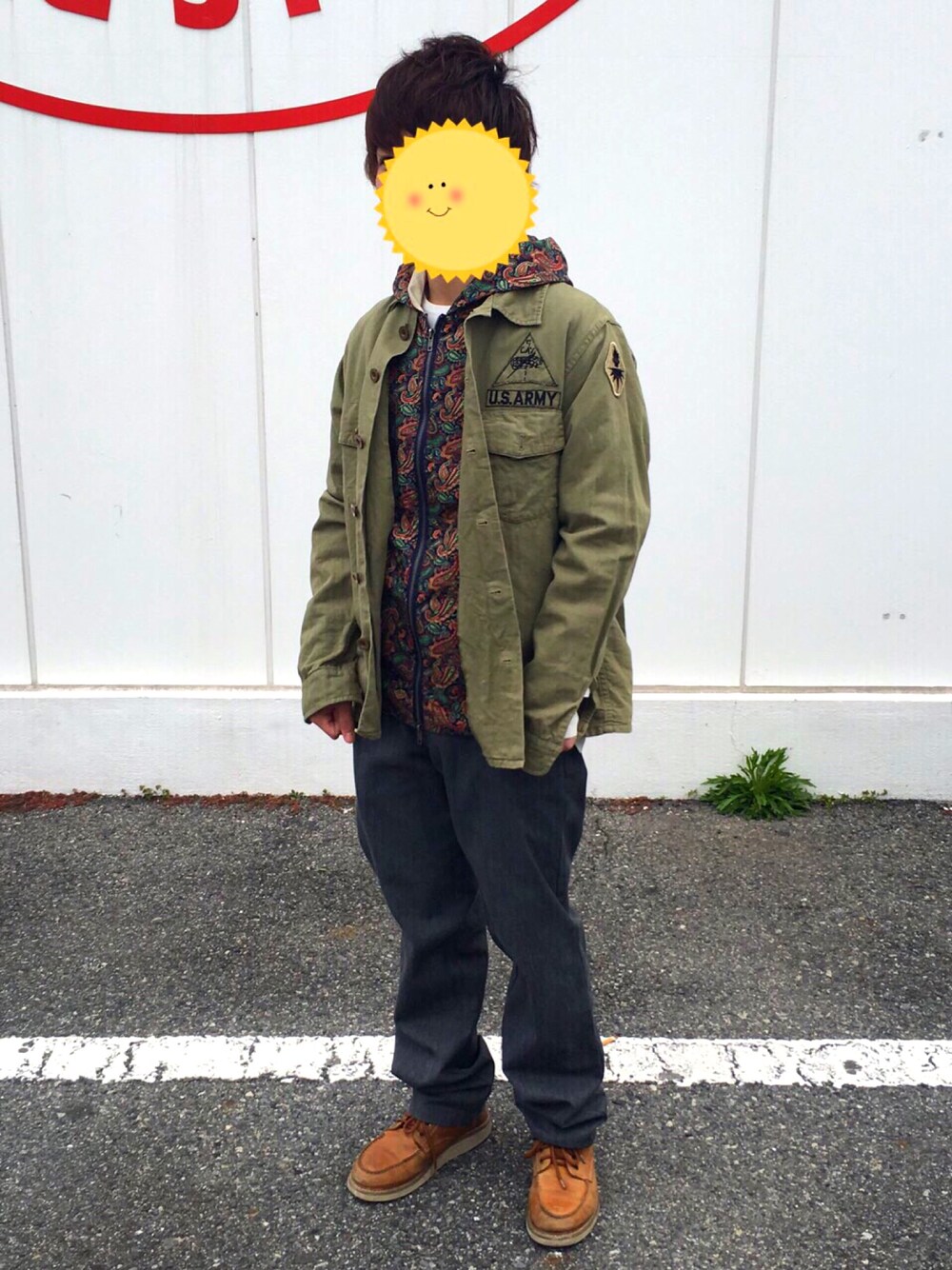 「古着」｜「DRWCYSのミリタリージャケット（ミリタリージャケット、グリーン系）」を使った、よしおかさん（メンズ・166cm）の冬コーディネートの1枚目の写真