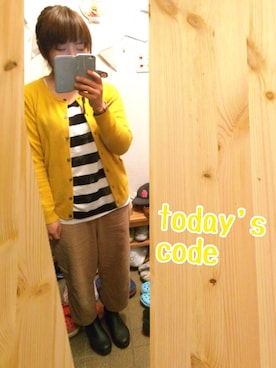 「黄色」｜「アイテム（レインシューズ）」を使った、あやぺさん（レディース・154cm）の秋コーディネート