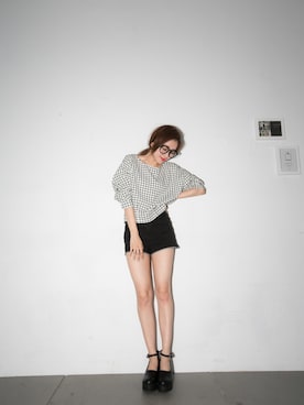 「黑白配」｜RAINBOWSHOPさん（レディース・155cm）の秋コーディネート