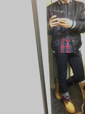 「リーバイス」｜「アイテム（スタジャン）」を使った、アルトさん（メンズ・165cm）の秋コーディネート
